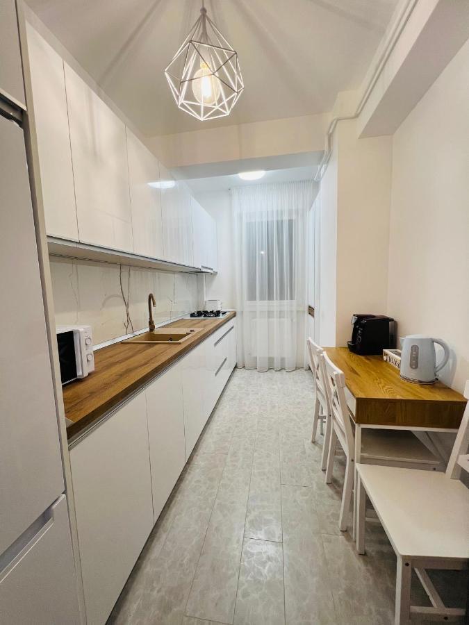 Appartement Altheda Living Blue Luxury 29E-4 à Sfintu Ilie Extérieur photo