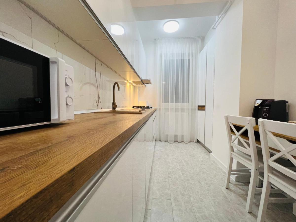 Appartement Altheda Living Blue Luxury 29E-4 à Sfintu Ilie Extérieur photo